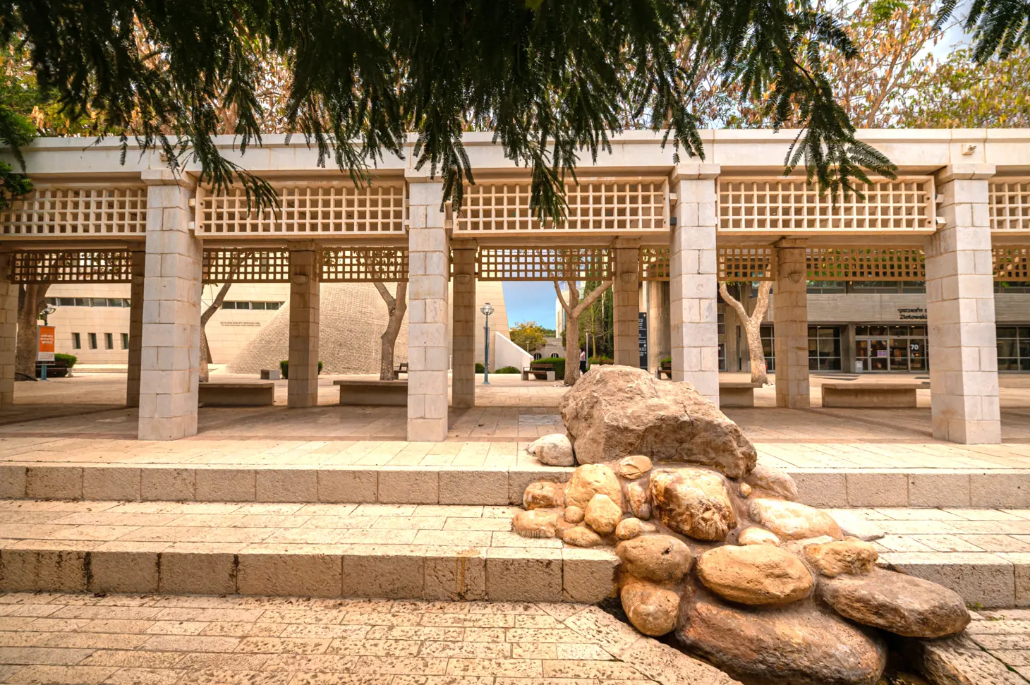 Senat Bridge